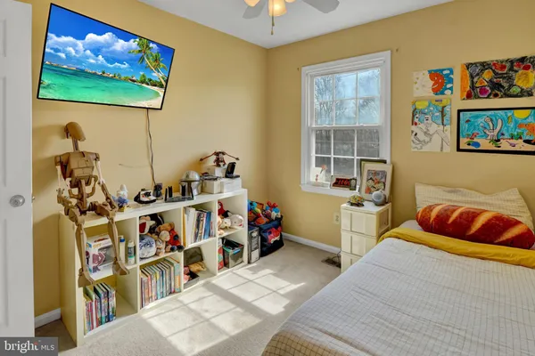 $2,900 | 6389 Fenestra Court, Unit 111C, Burke, VA 22015