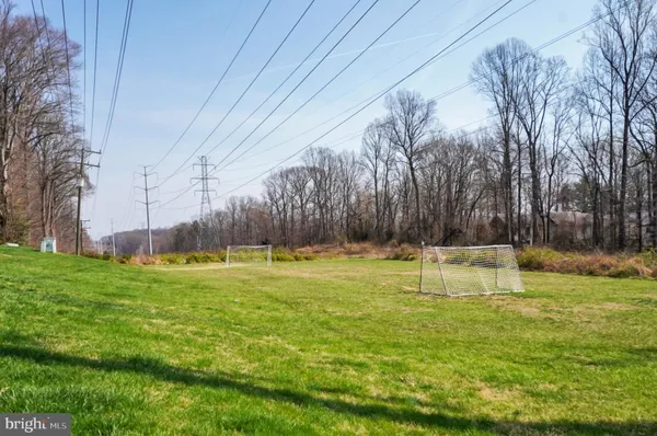 $2,900 | 6389 Fenestra Court, Unit 111C, Burke, VA 22015