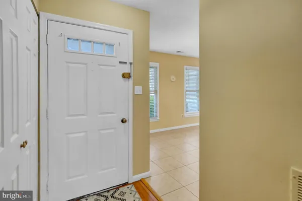 $2,900 | 6389 Fenestra Court, Unit 111C, Burke, VA 22015