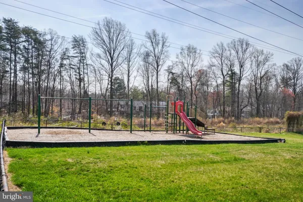 $2,900 | 6389 Fenestra Court, Unit 111C, Burke, VA 22015