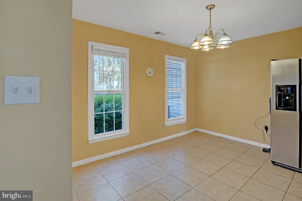 $2,900 | 6389 Fenestra Court, Unit 111C, Burke, VA 22015