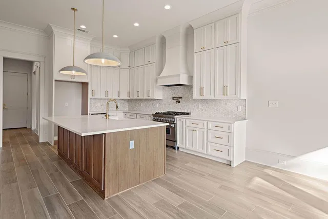 $628,420 | 4256 Cypress Point Drive, Covington, LA 70433