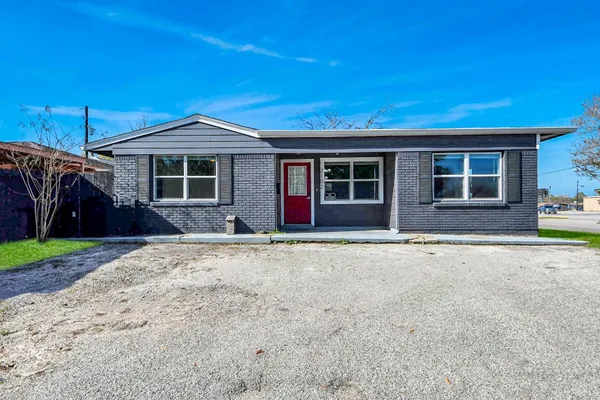 $239,000 | 2102 Dewberry Lane, Pasadena, TX 77502