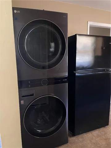 a close up view of washer and dryer