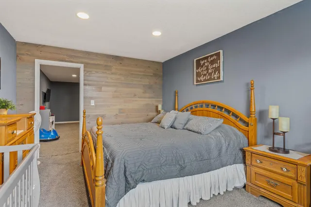 $298,500 | 11809 Southwest 72nd Avenue, Ellendale, MN 56026