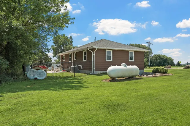 $298,500 | 11809 Southwest 72nd Avenue, Ellendale, MN 56026