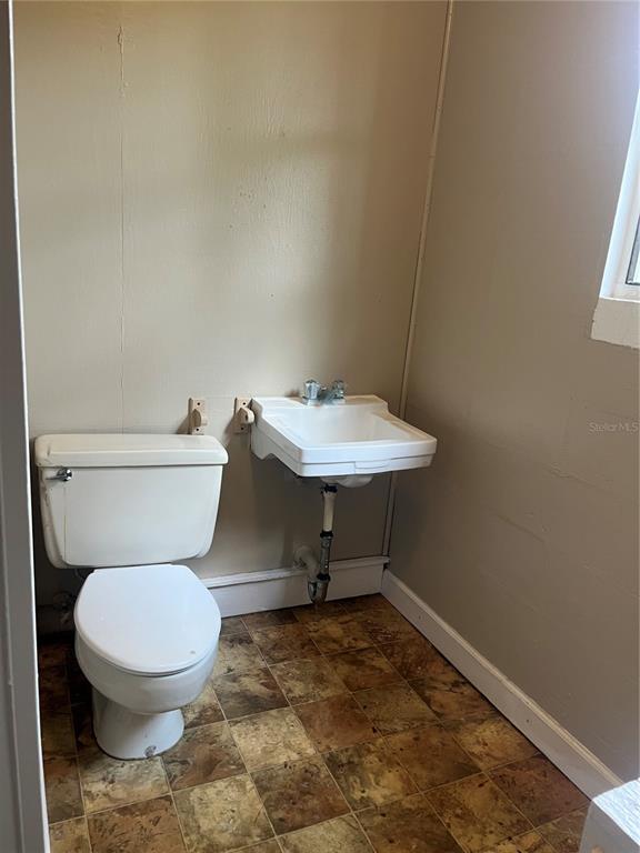 2997 South Grove Street Eustis, FL 32726 - Photo 8 of 12