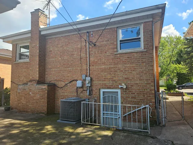 $215,000 | 12946 South Carpenter Street, Calumet Park, IL 60827