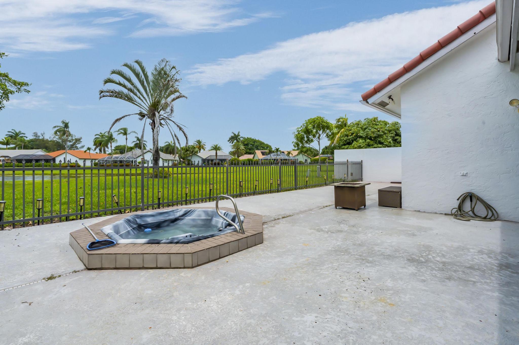 19325 Cherry Hills Terrace Boca Raton, FL 33498 - Photo 55 of 75 047