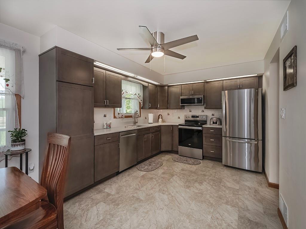 349 Marwood Road Cabot, PA 16023 - Photo 6 of 37 Gallery Image 6