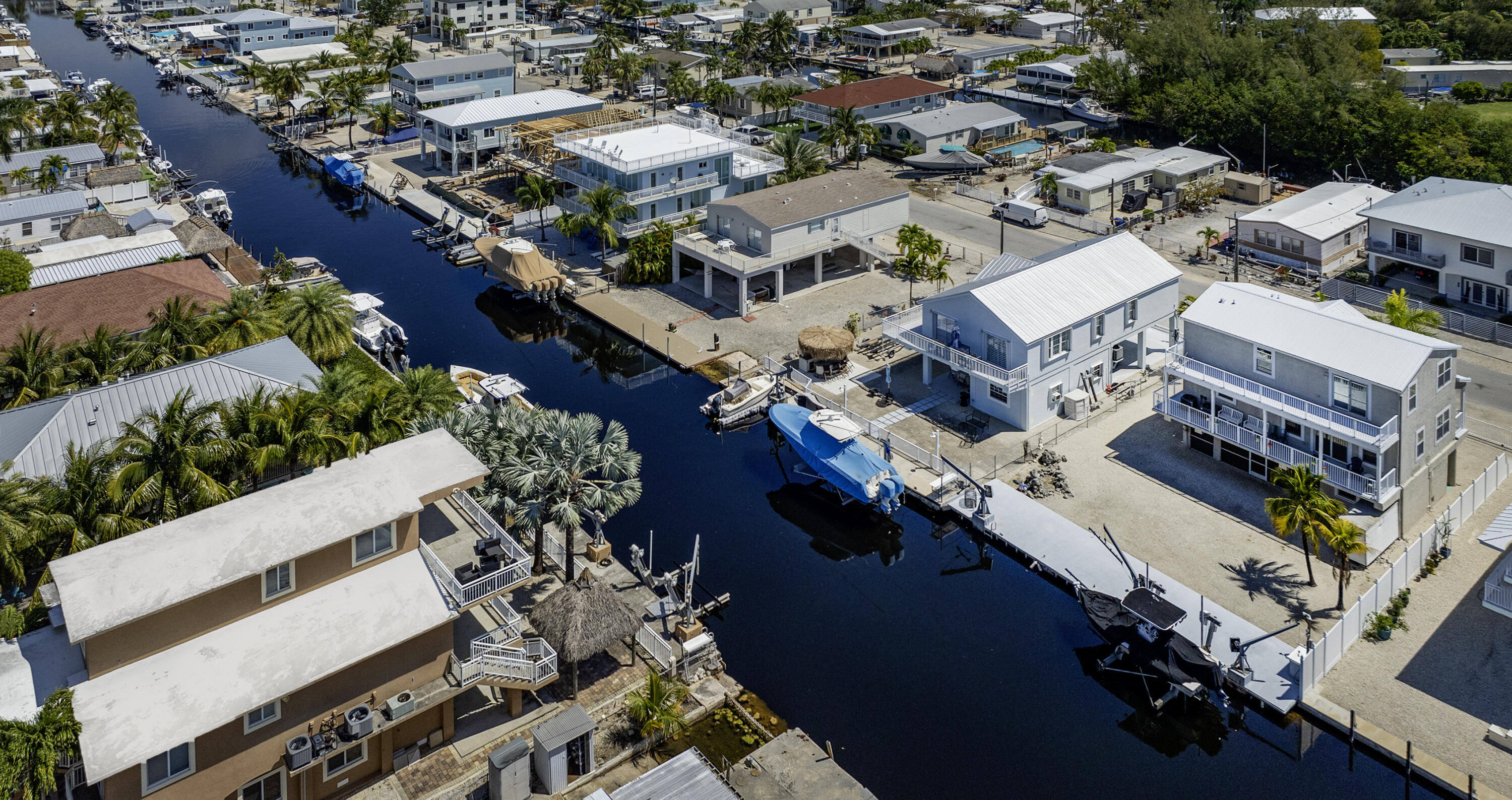 214 Lower Matecumbe Road Key Largo, FL 33037 - Photo 3 of 49 Boat Lift & Davits