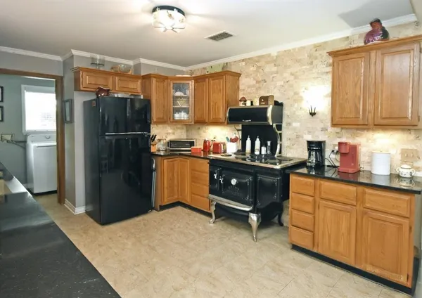 $1,100,000 | 599 County Road 1260, Quitman, TX 75783
