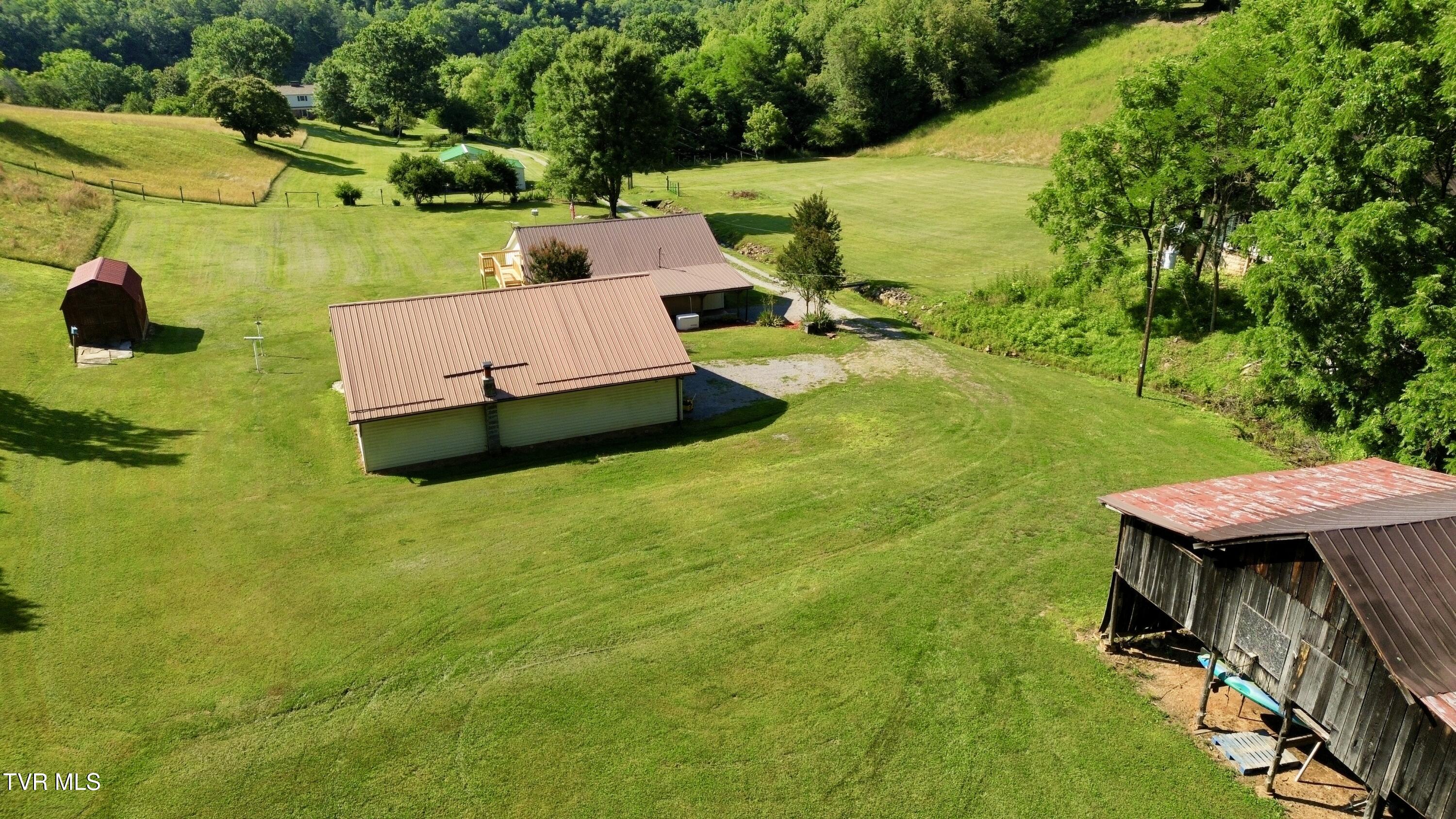 2575 Mendota Road Mendota, VA 24270 - Photo 6 of 57 dji_fly_20260422_192600_21_1782491916281
