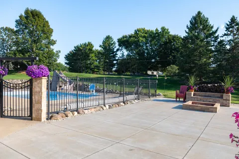 $1,050,000 | N42W33349 Glen View Court, Nashotah, WI 53058