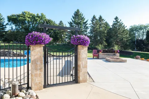 $1,050,000 | N42W33349 Glen View Court, Nashotah, WI 53058