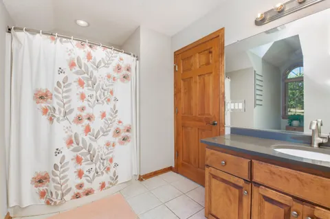 $1,050,000 | N42W33349 Glen View Court, Nashotah, WI 53058