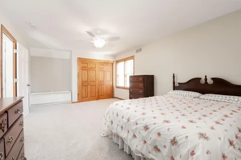 $1,050,000 | N42W33349 Glen View Court, Nashotah, WI 53058