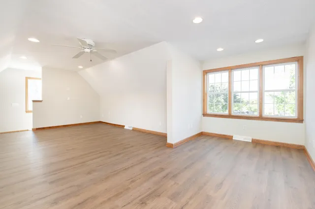 $1,050,000 | N42W33349 Glen View Court, Nashotah, WI 53058