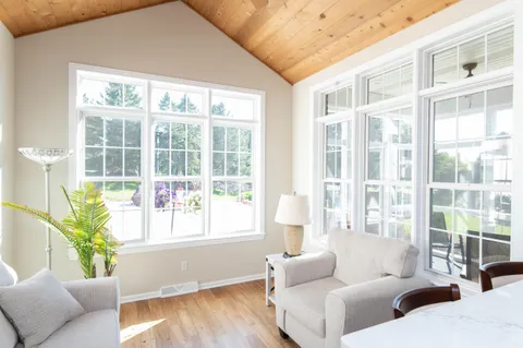 $1,050,000 | N42W33349 Glen View Court, Nashotah, WI 53058