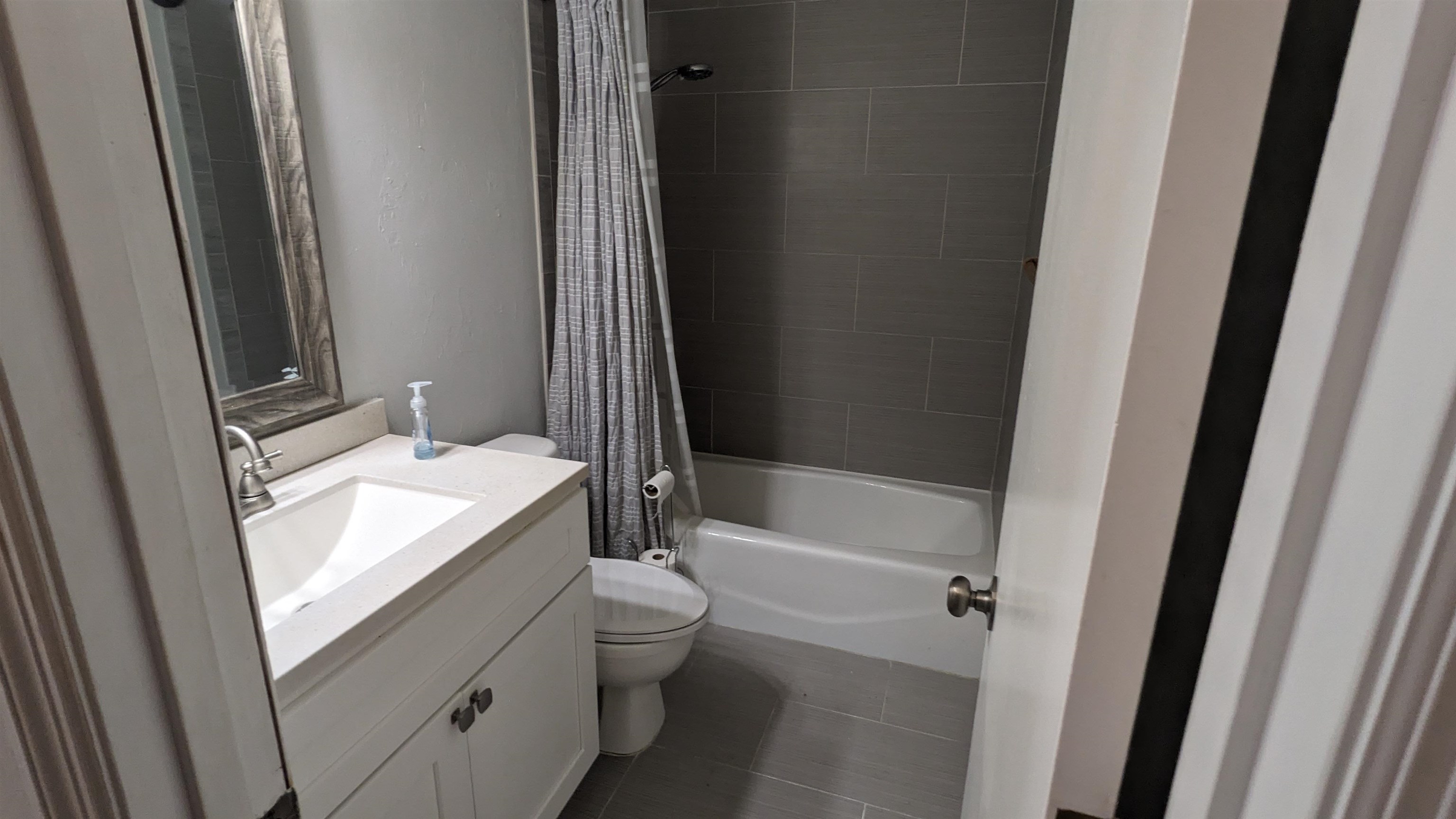 1816 Jackson Bluff Road, Unit F Tallahassee, FL 32304 - Photo 3 of 19