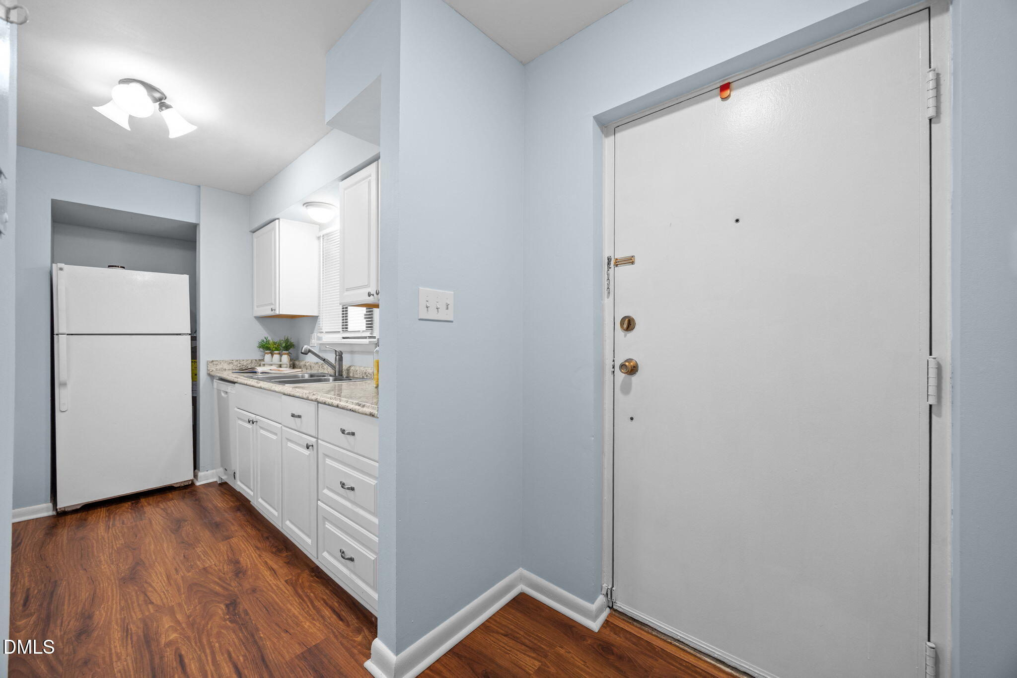 514 Pine Ridge Place Raleigh, NC 27609 - Photo 24 of 38 22-web-or-mls-IMG_4123