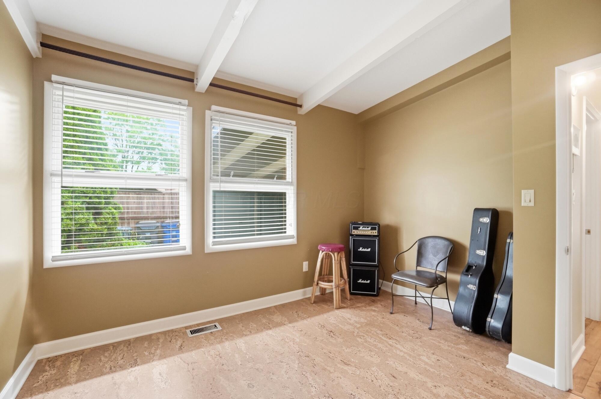 2451 Edgevale Road Columbus, OH 43221 - Photo 37 of 46 189