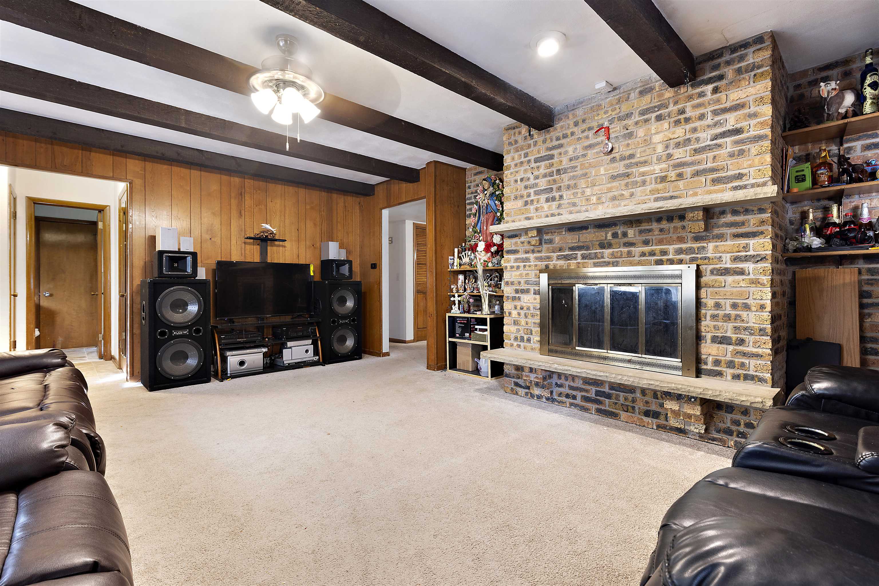 7610 Mill Road Rockford, IL 61108 - Photo 5 of 19