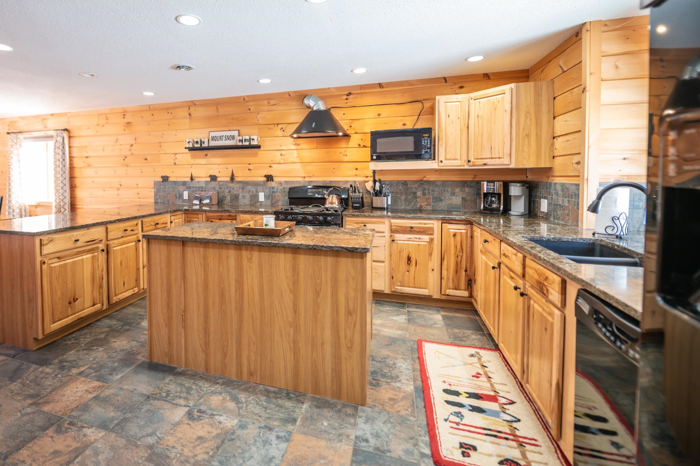 6 Brumms Way West Dover, VT 05356 - Photo 11 of 39