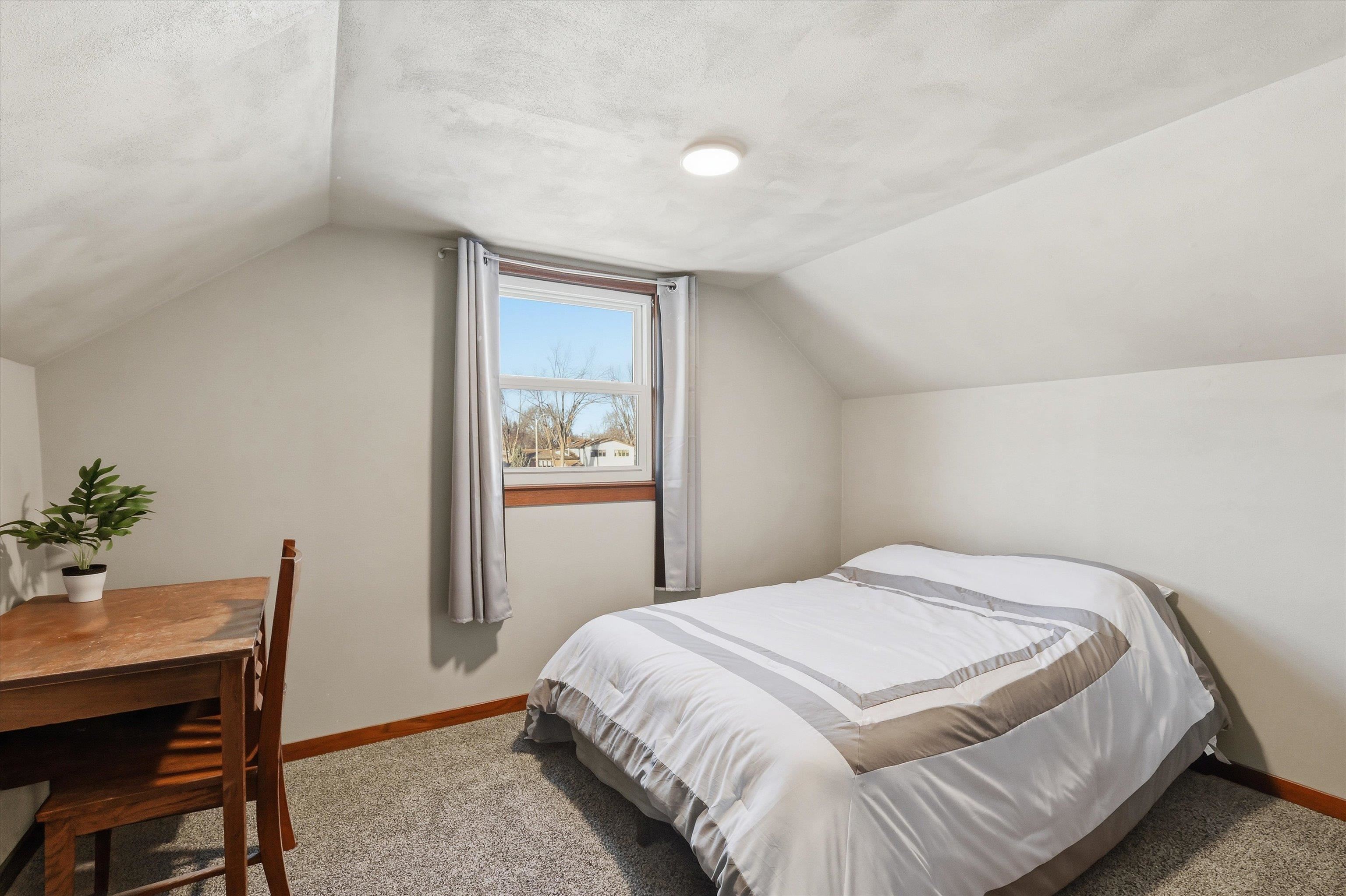 215 Lilac Lane Little Chute, WI 54140 - Photo 17 of 25