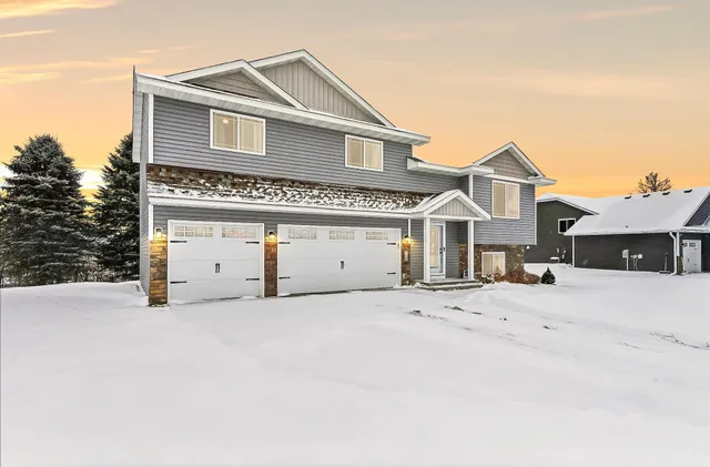 $339,900 | 780 South Rush Creek Lane, Rush City, MN 55069