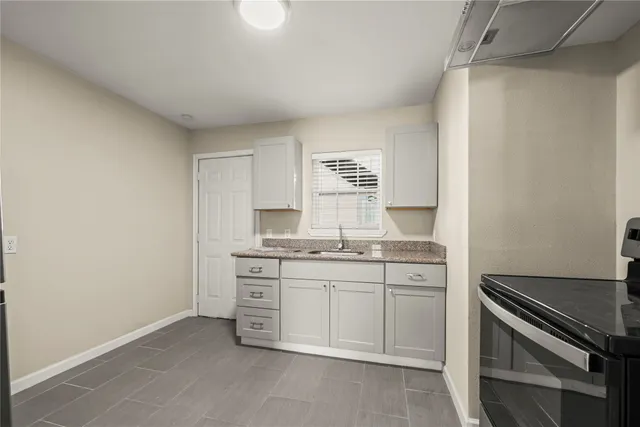 $1,165 | 2803 Cleburne Street, Unit 2, Houston, TX 77004