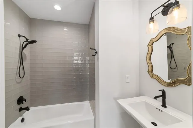 $769,900 | 141 Southeast Watula Avenue, Ocala, FL 34471