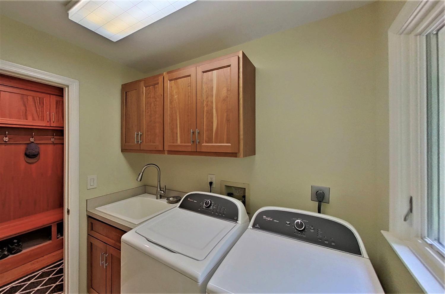 1013 Stream Ridge Lane Cincinnati, OH 45255 - Photo 21 of 49 Gallery Image 21