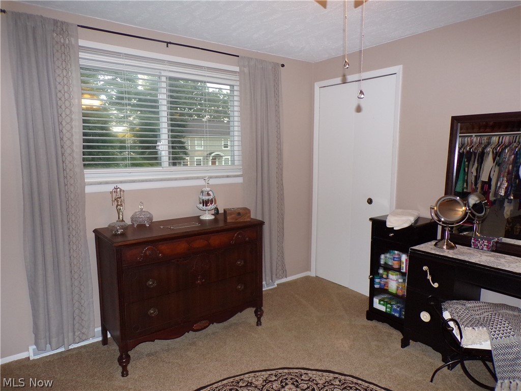 6064 Collins Road Mentor, OH 44060 - Photo 23 of 29 Gallery Image 23