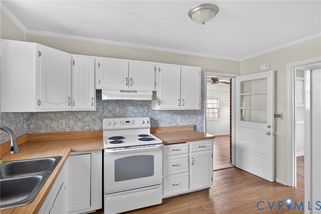 3306 Birchbrook Road Henrico, VA 23228 - Photo 10 of 24