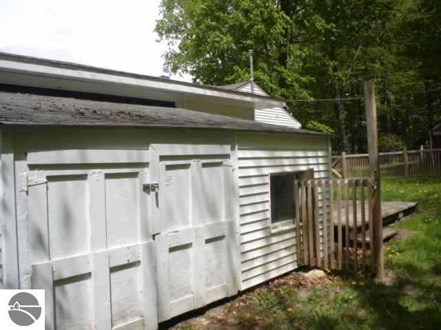 22149 14 Mile Road Leroy, MI 49655 - Photo 3 of 8 1694122-2.JPG