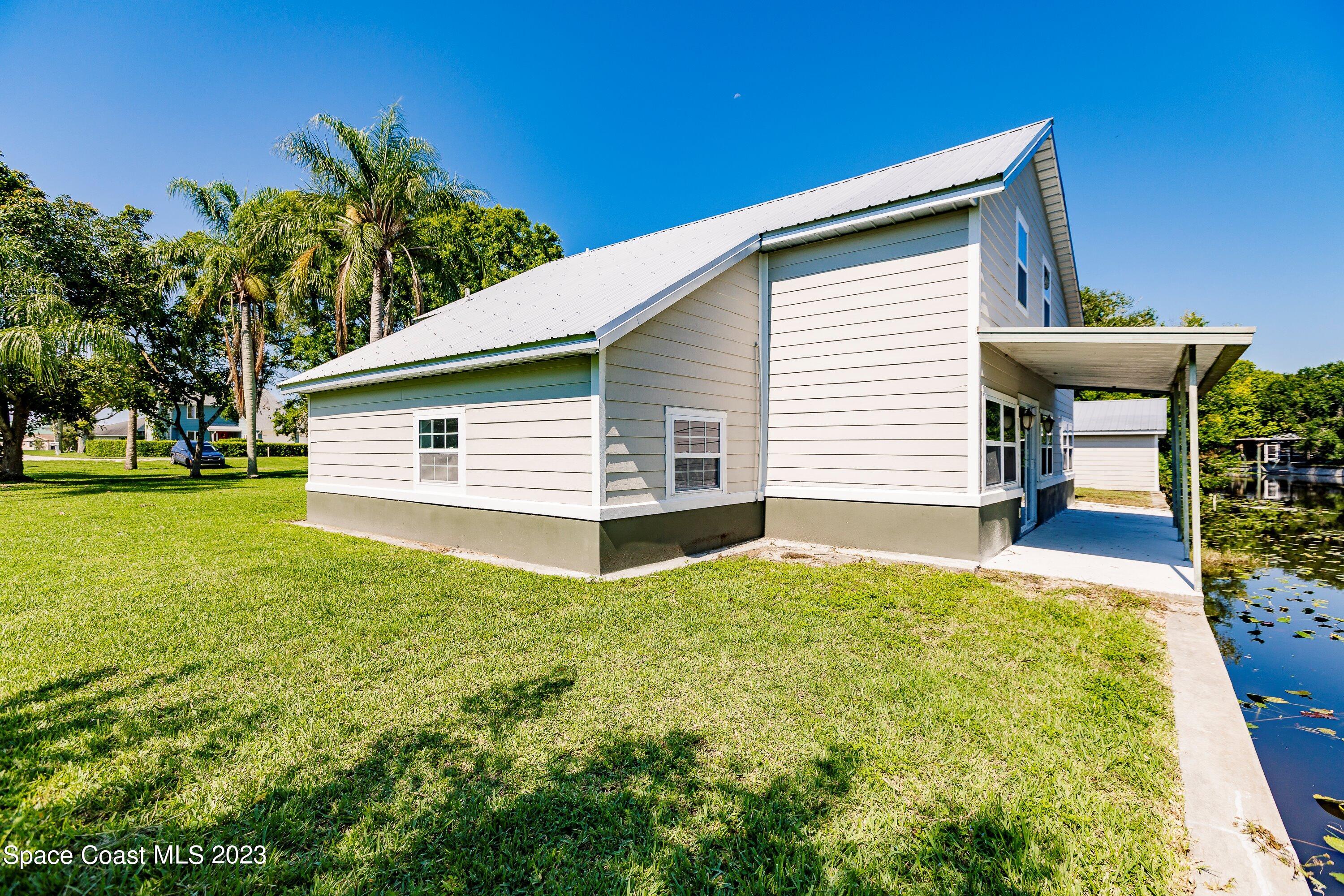 1958 Hunter Road Okeechobee, FL 34974 - Photo 2 of 82 10-Photo 10