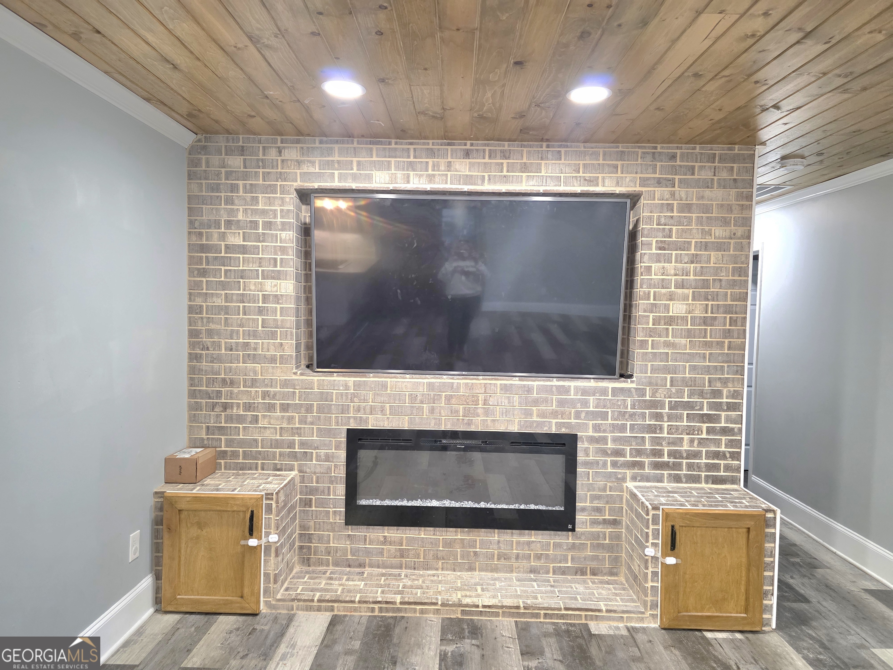 391 Price Street Statham, GA 30666 - Photo 13 of 41 a bathroom with a sink and a shower