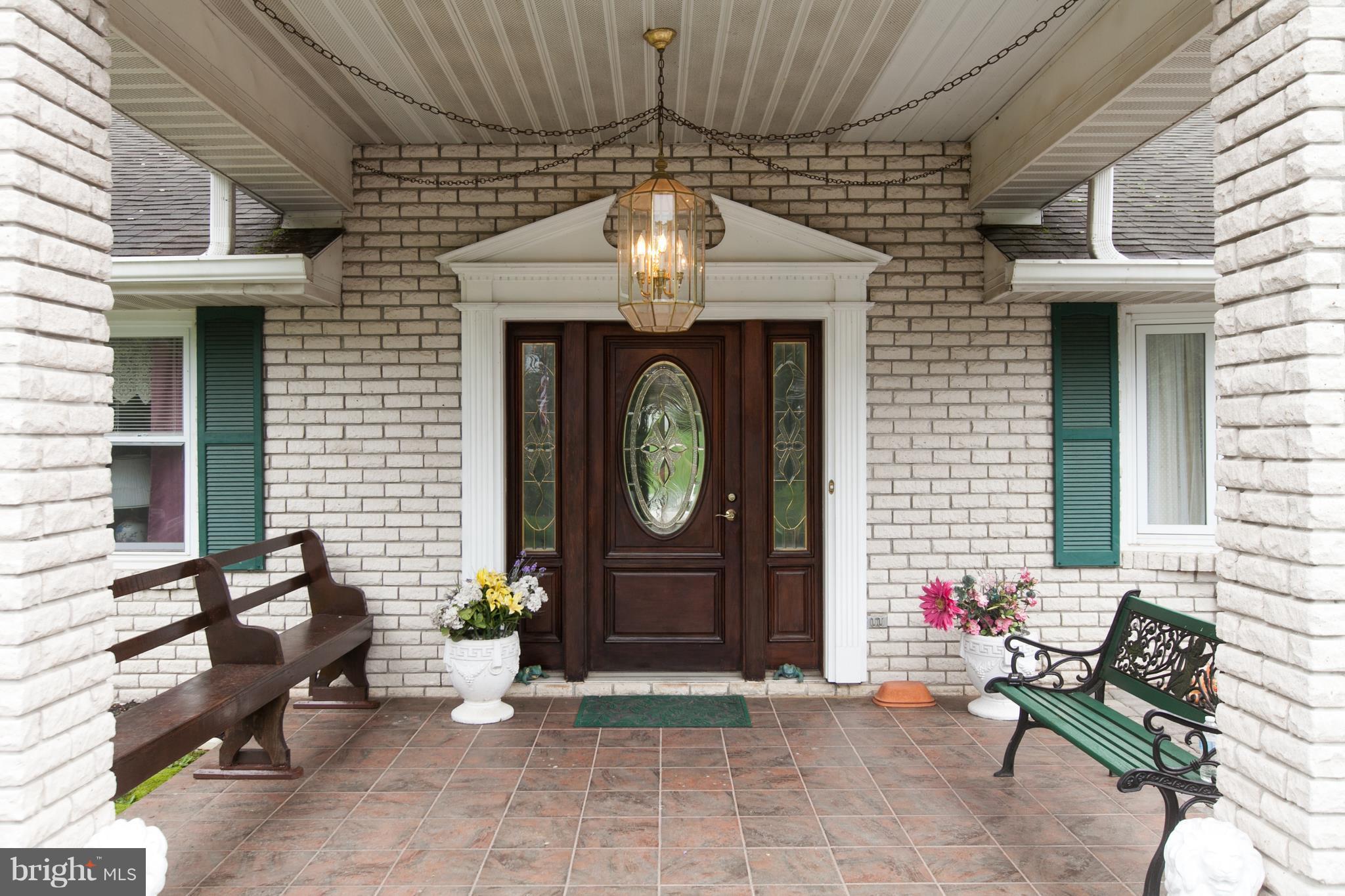 18533 Wagaman Road Hagerstown, MD 21740 - Photo 1 of 30 Front Porch