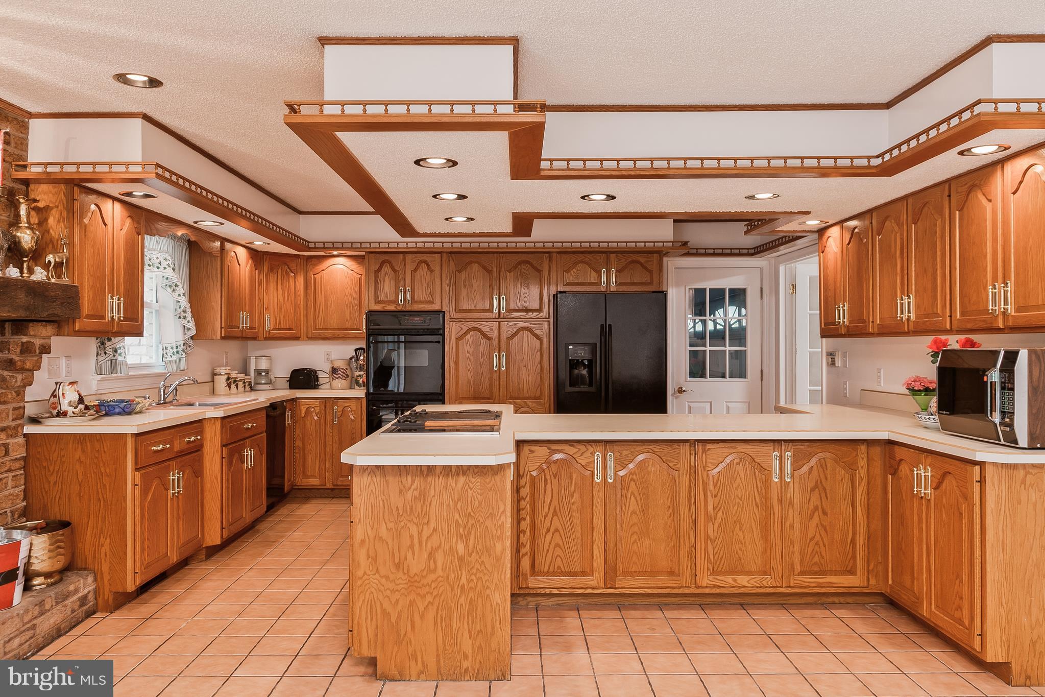 18533 Wagaman Road Hagerstown, MD 21740 - Photo 12 of 30 Gourmet Kitchen