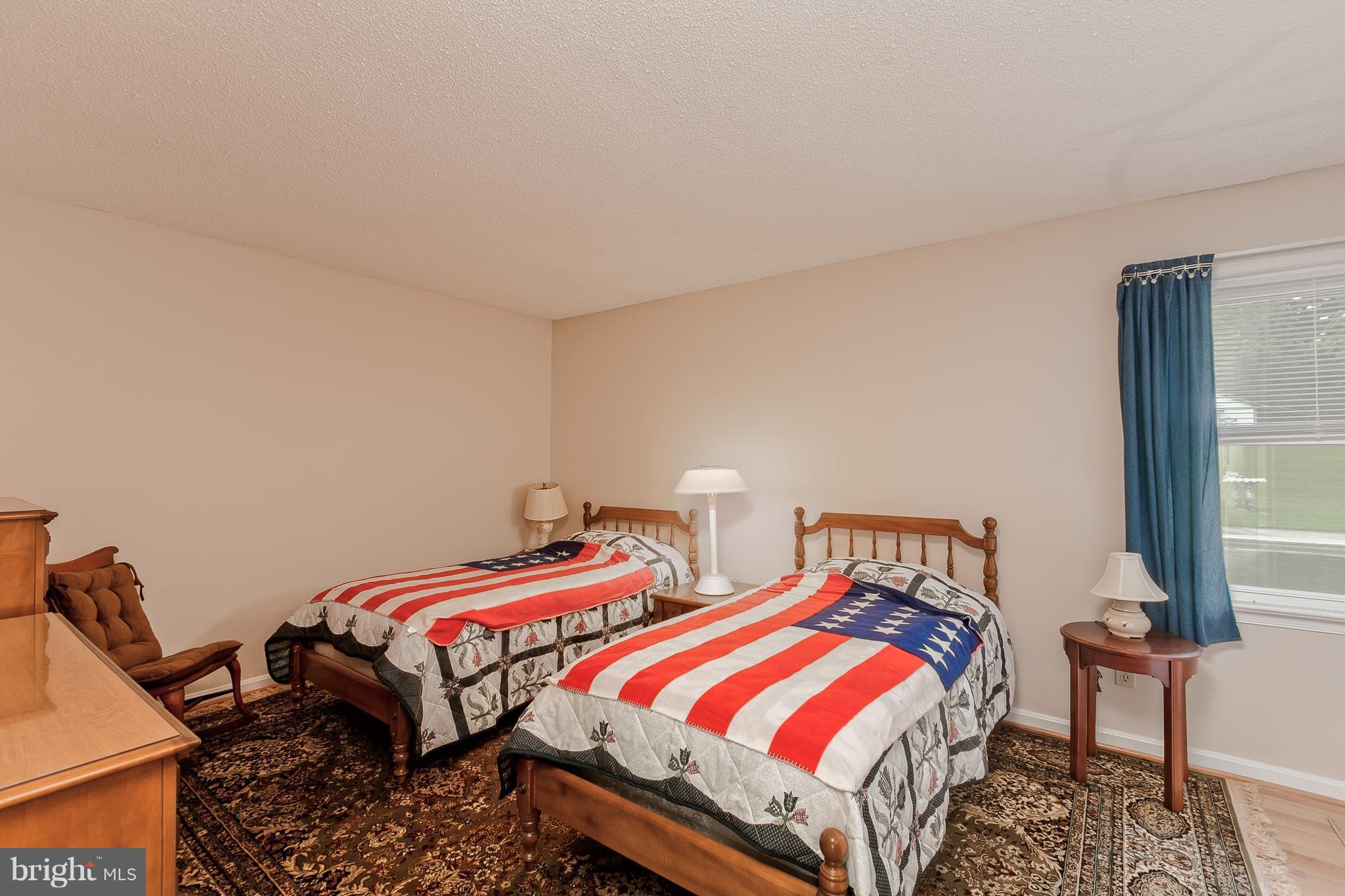 18533 Wagaman Road Hagerstown, MD 21740 - Photo 22 of 30 4th Large Bedroom