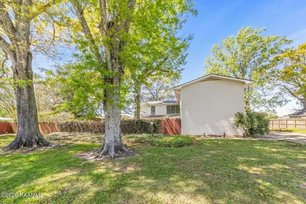 $249,900 | 107 Bonnet Street, New Iberia, LA 70563