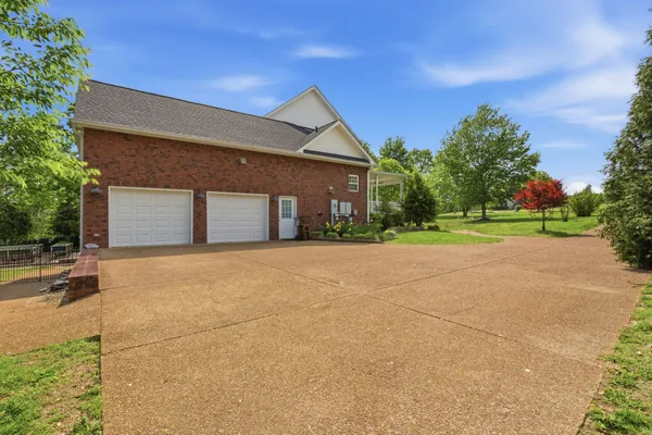 $799,900 | 1013 Cabriolet Court, Gallatin, TN 37066
