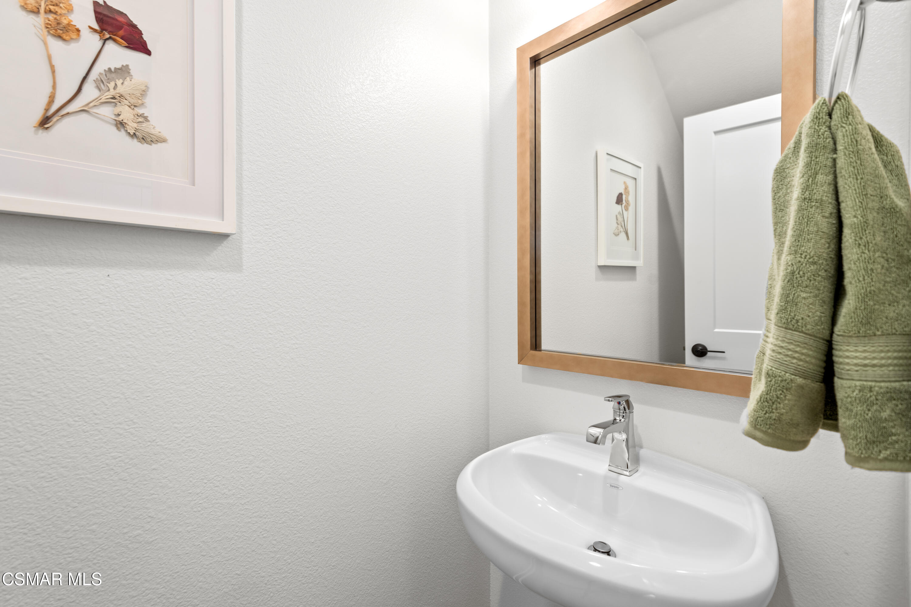 212 Red Brick Drive, Unit 5 Simi Valley, CA 93065 - Photo 13 of 38 13