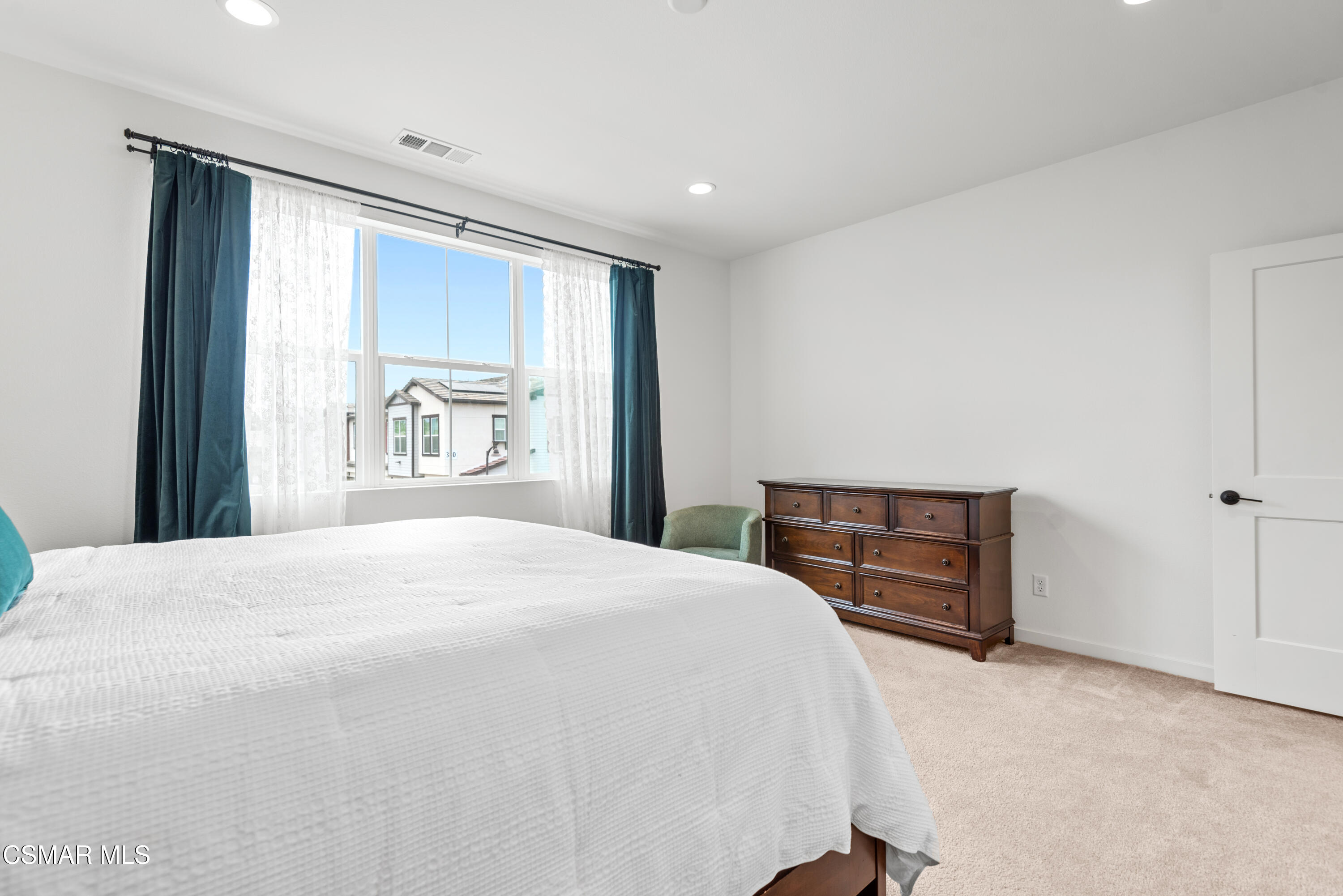 212 Red Brick Drive, Unit 5 Simi Valley, CA 93065 - Photo 16 of 38 16