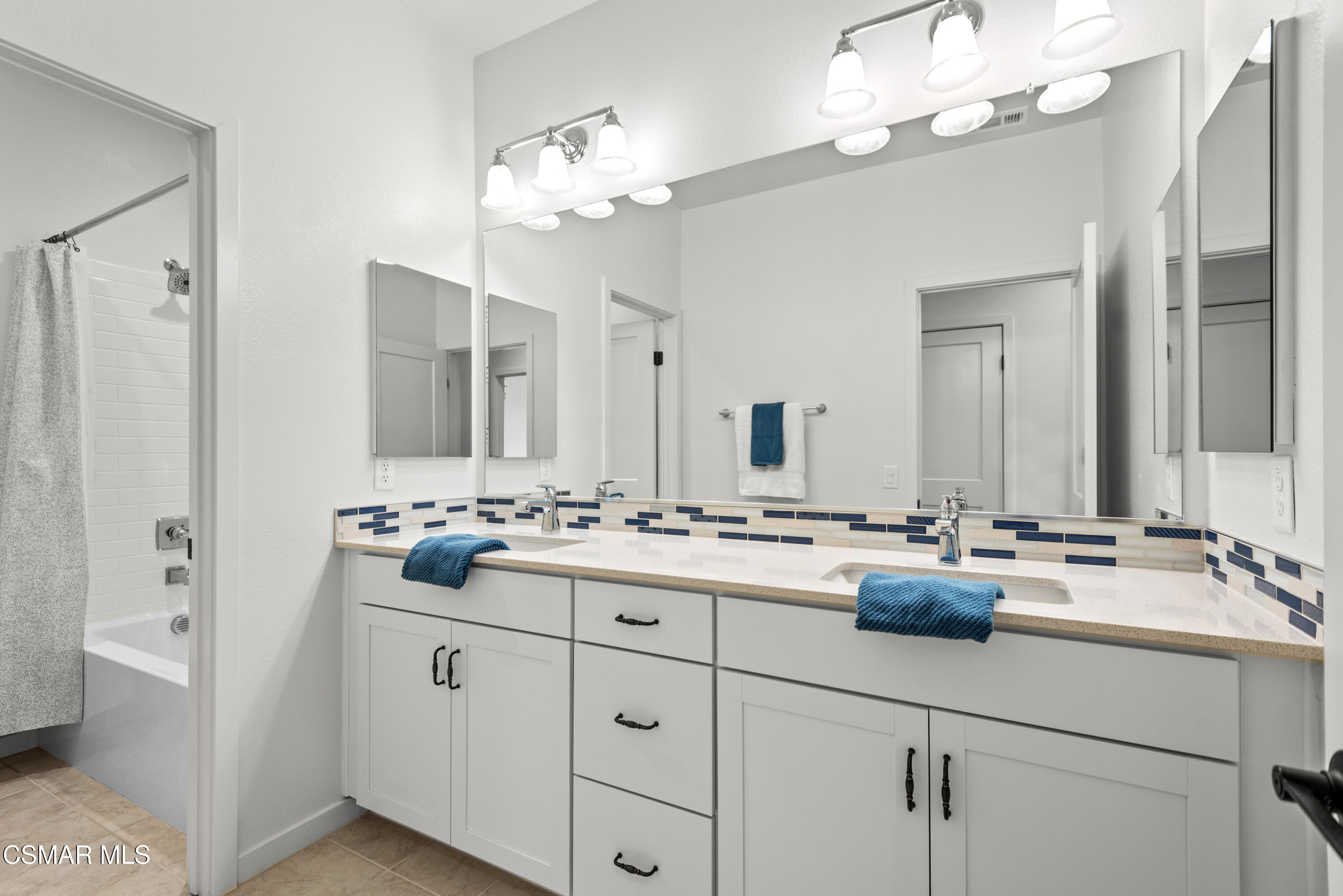 212 Red Brick Drive, Unit 5 Simi Valley, CA 93065 - Photo 23 of 38 23