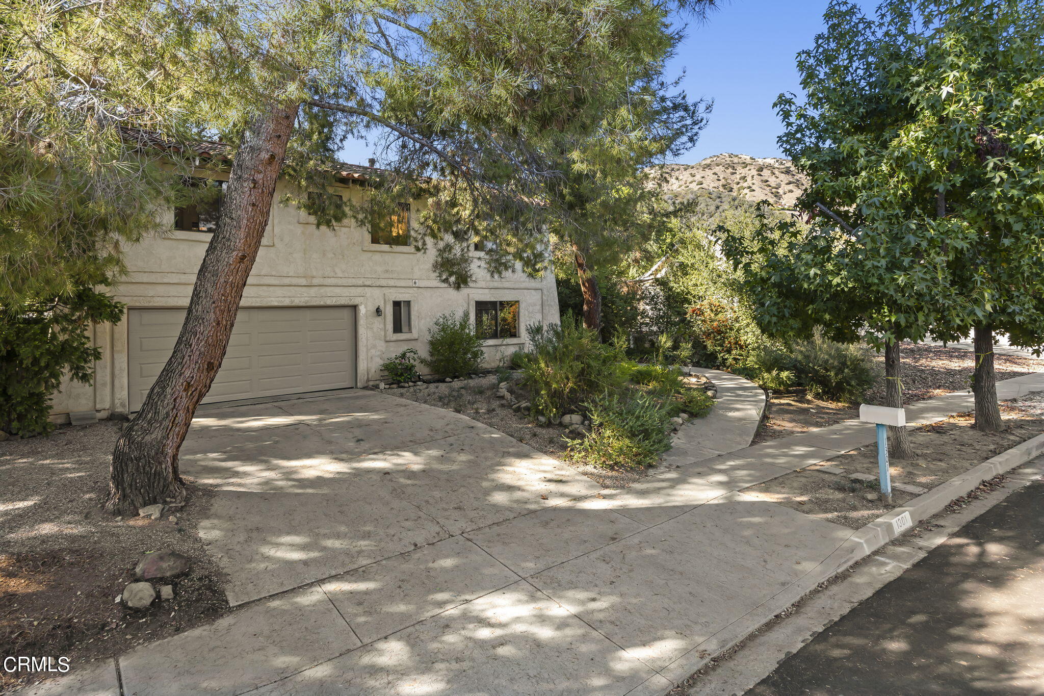 1301 Daly Road Ojai, CA 93023 - Photo 33 of 41 3-web-or-mls-UpmarketMedia1301Daly-7163