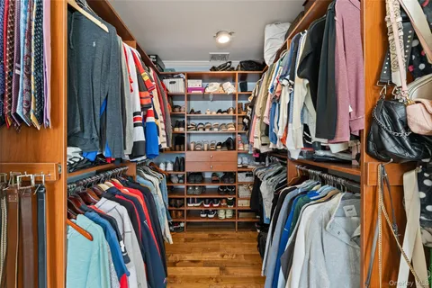 $999,999 | 3175 Court Street, Yorktown Heights, NY 10598