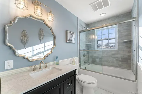 $999,999 | 3175 Court Street, Yorktown Heights, NY 10598