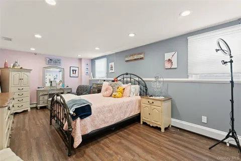 $999,999 | 3175 Court Street, Yorktown Heights, NY 10598